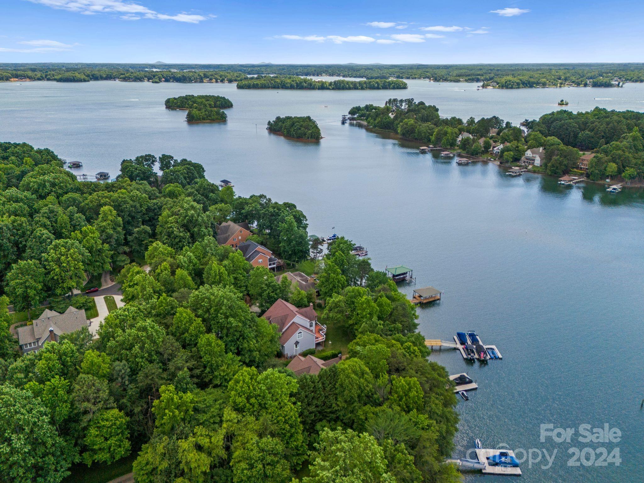 The Harbour at the Pointe - Residential