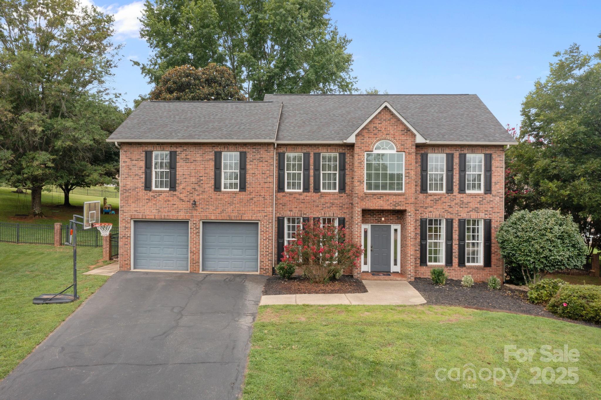 3645 Hogan Court NE