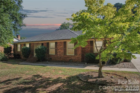 Photo of 13507 Four Oaks Lane, Matthews, NC 28105 (MLS # 4424835)