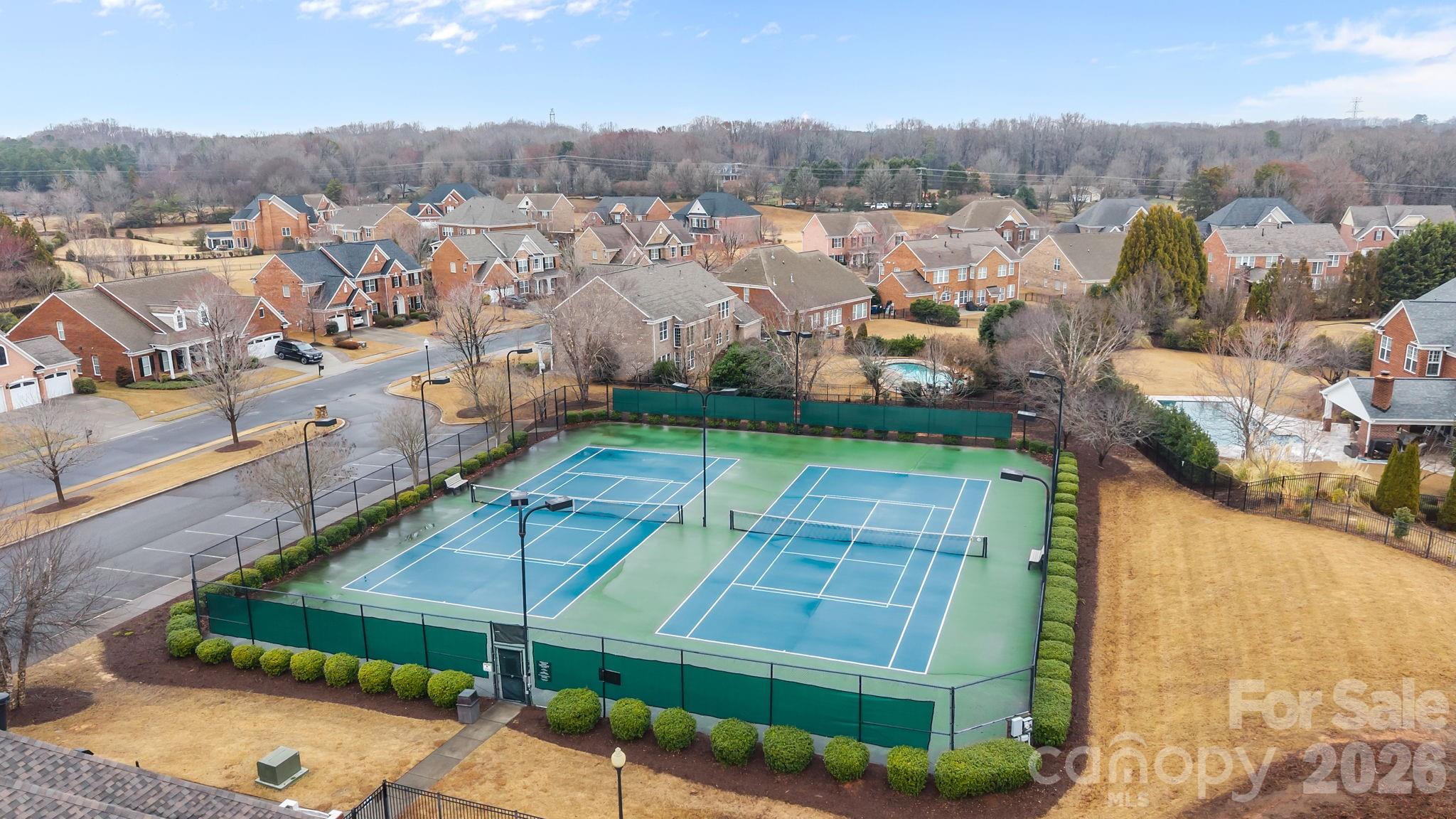 The Chimneys Of Marvin - Residential