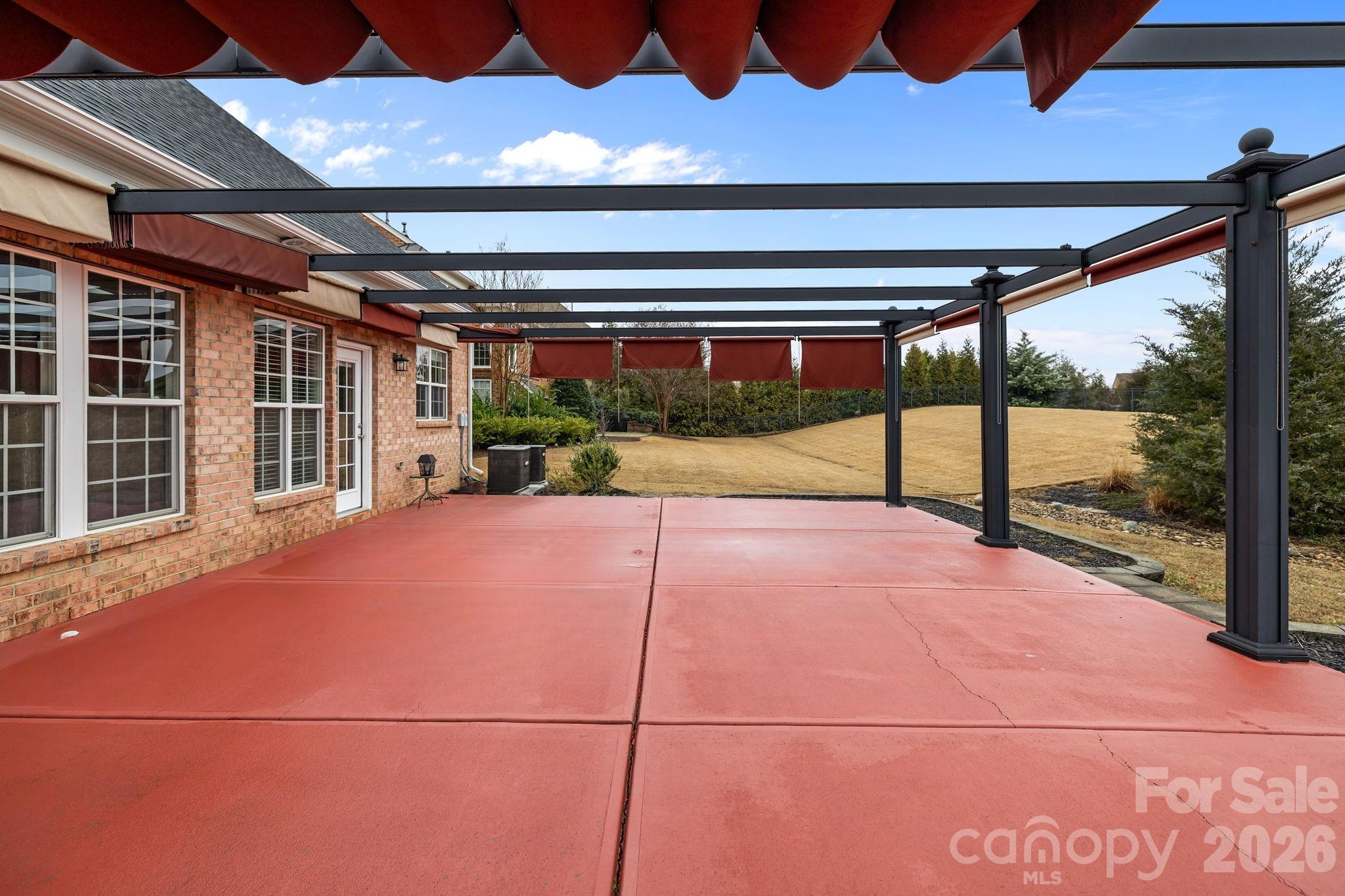 The Chimneys Of Marvin - Residential