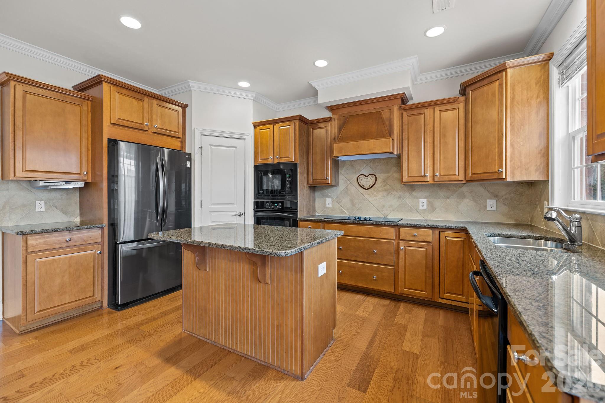 The Chimneys Of Marvin - Residential