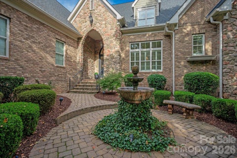 Photo of 1617 Lookout Circle, Waxhaw, NC 28173 (MLS # 4425366)