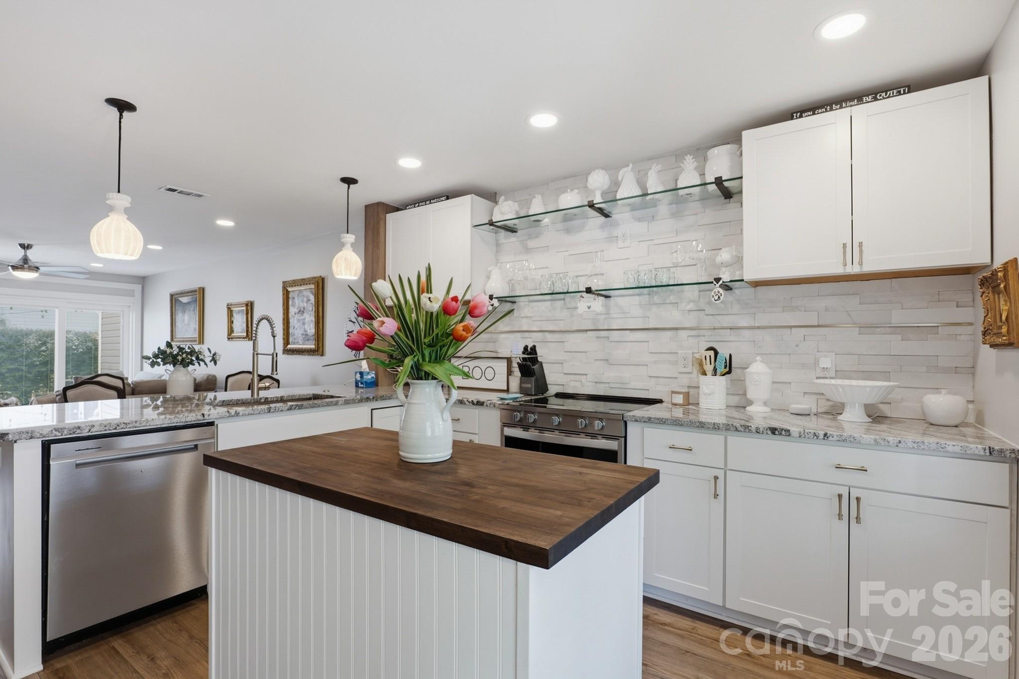 Windsor Trace - Residential
