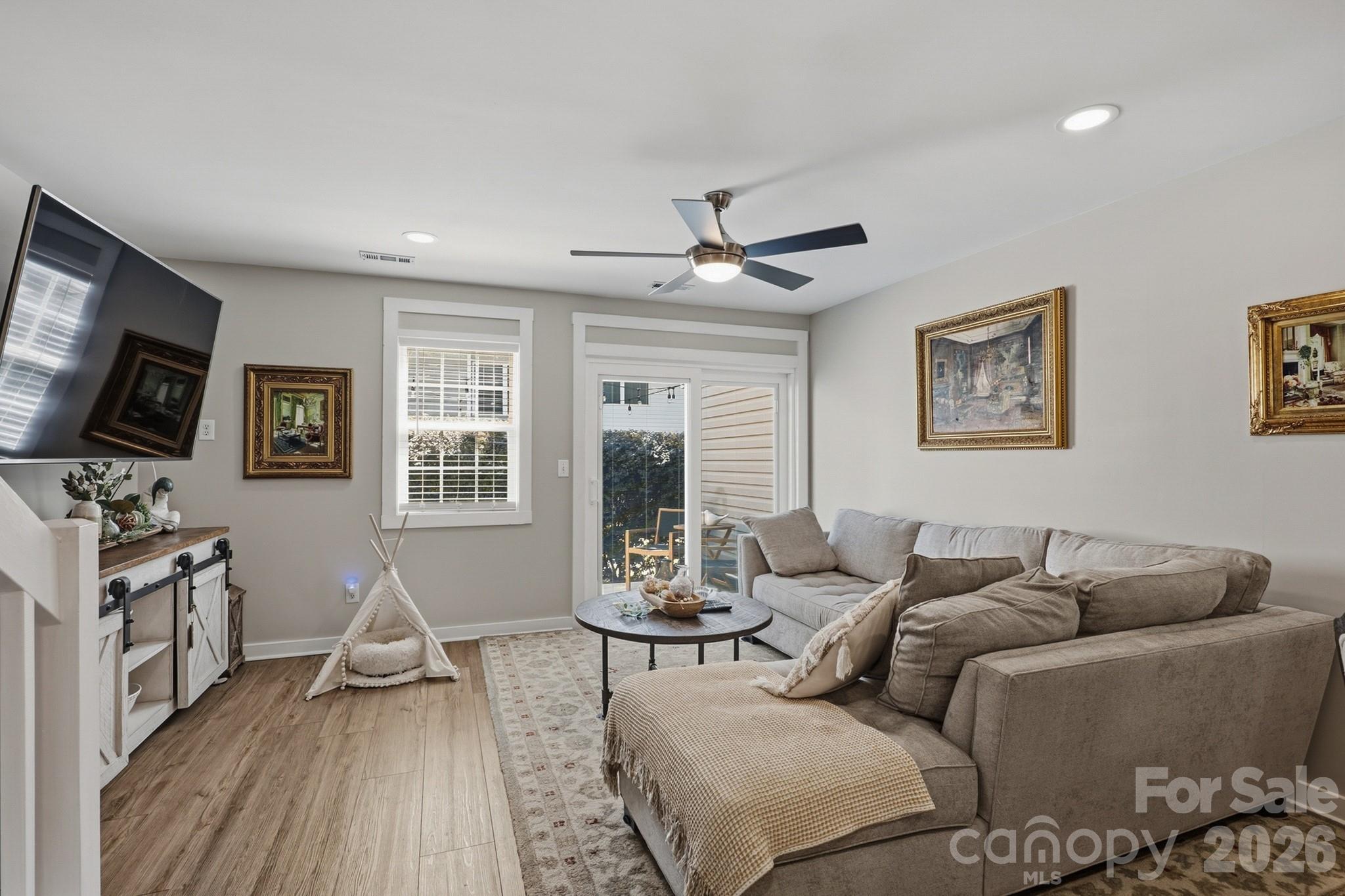 Windsor Trace - Residential