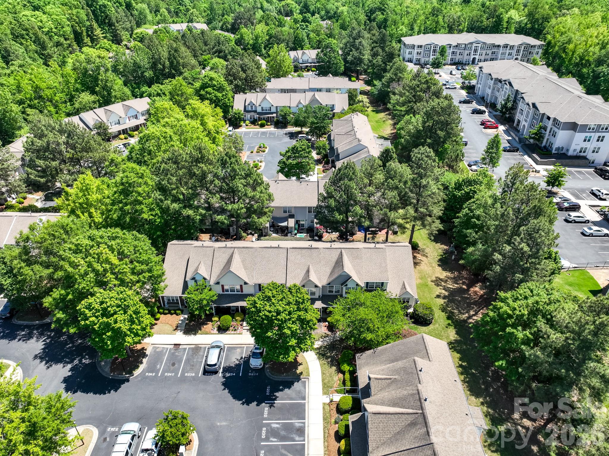 Windsor Trace - Residential
