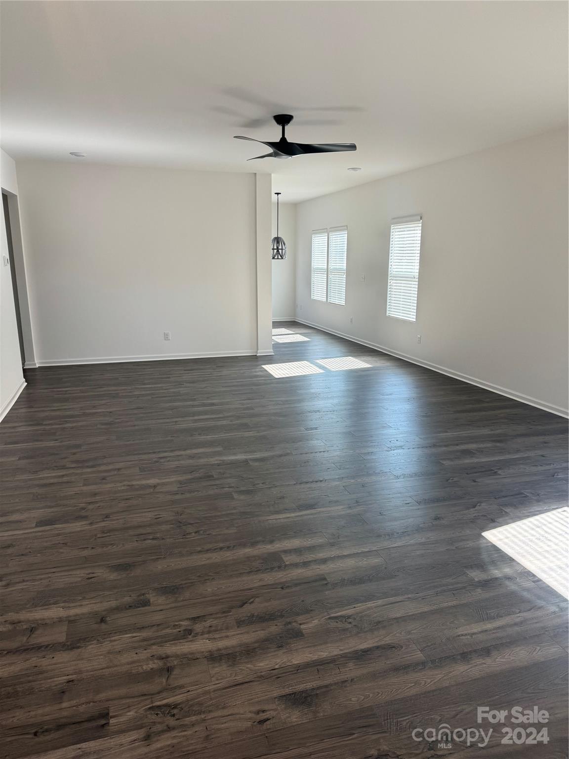 Newport Lakes - Residential