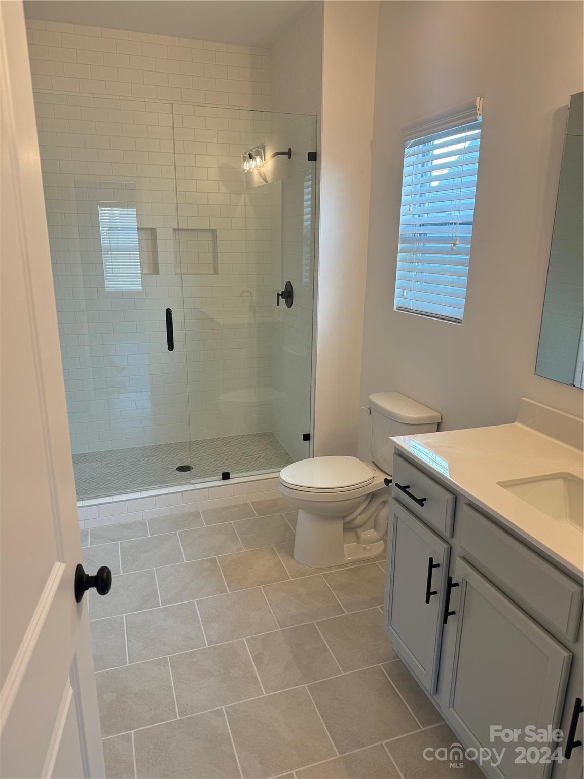 Newport Lakes - Residential