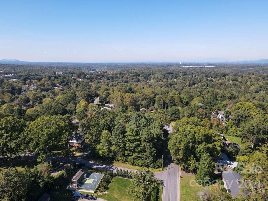 Looking for an affordable building lot in prime NW Hickory?  Look no further!  This corner lot offers an opportunity to have a nice lot in a fantastic location.  One of the most desirable streets in Hickory.  There is also additional, adjacent acreage available.