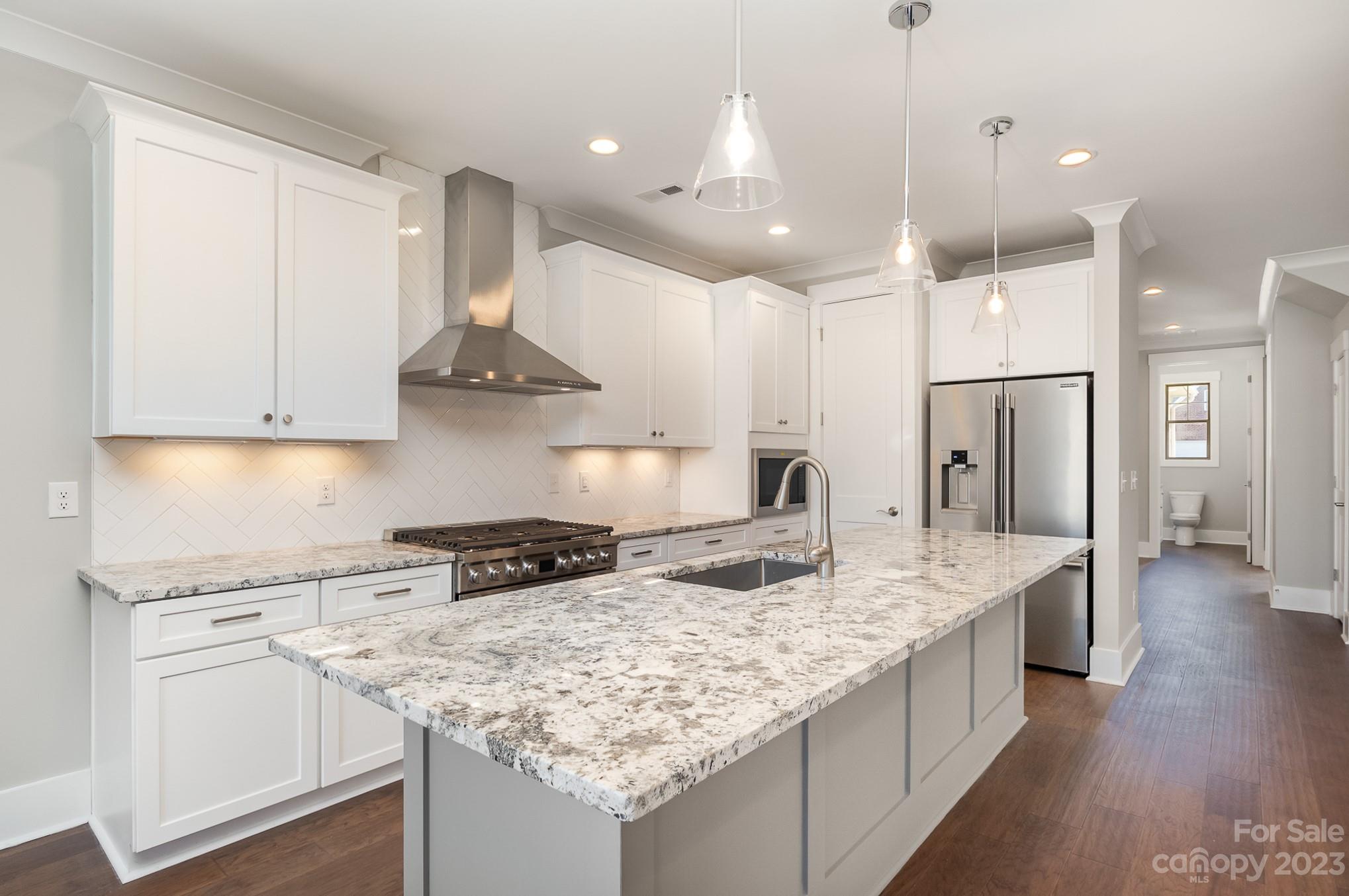 Meadow Lakes II - Residential