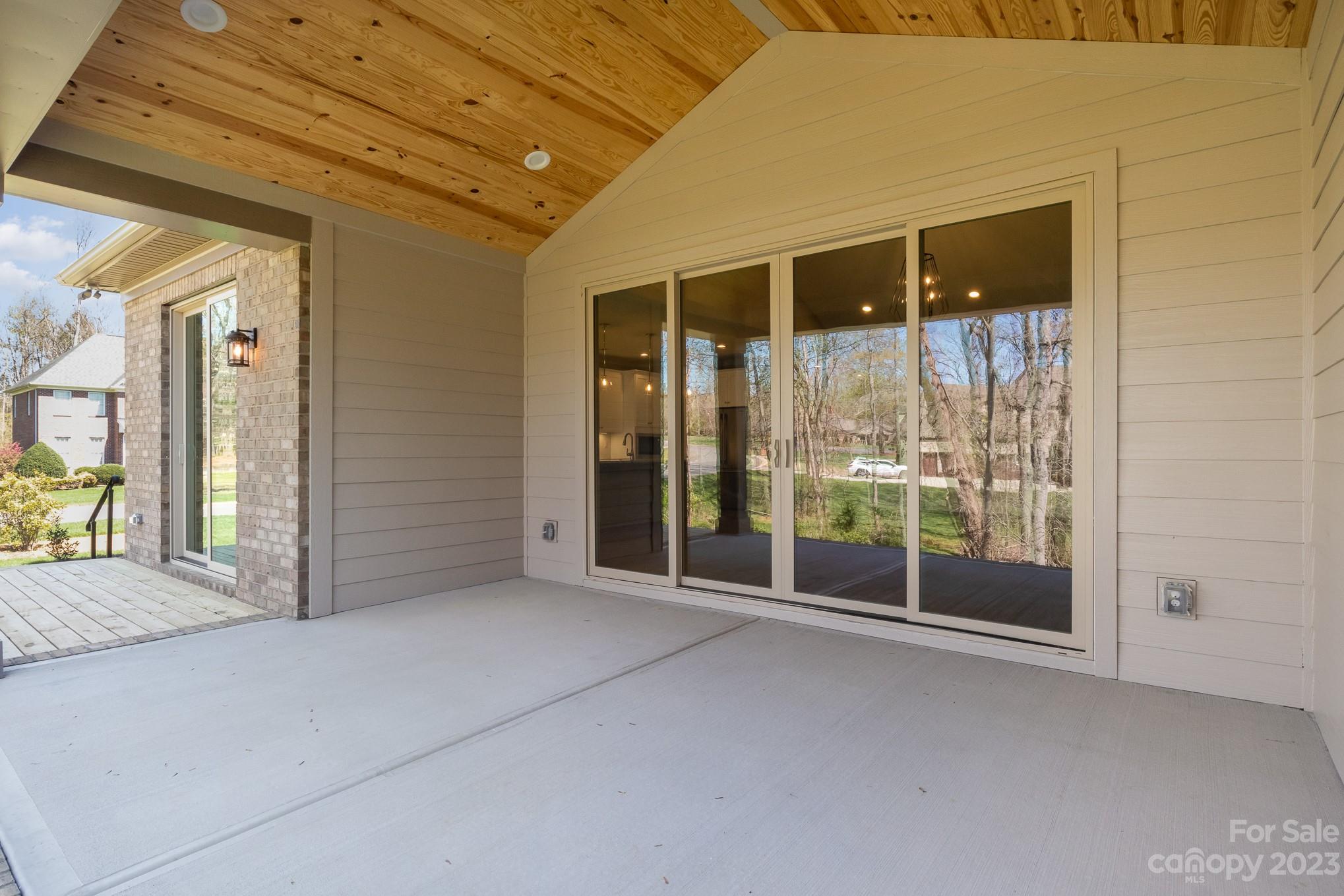 Meadow Lakes II - Residential