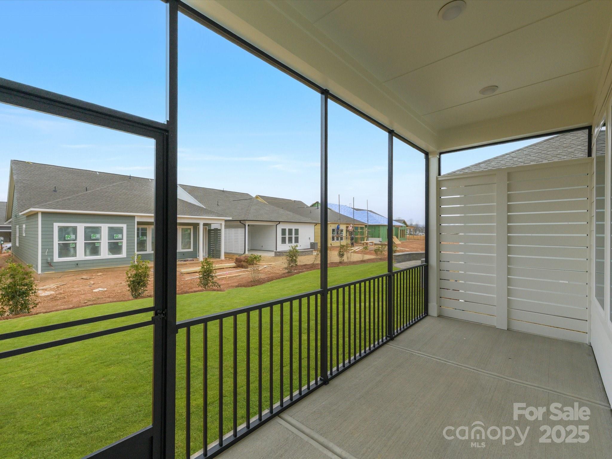 Encore At Streamside - Residential