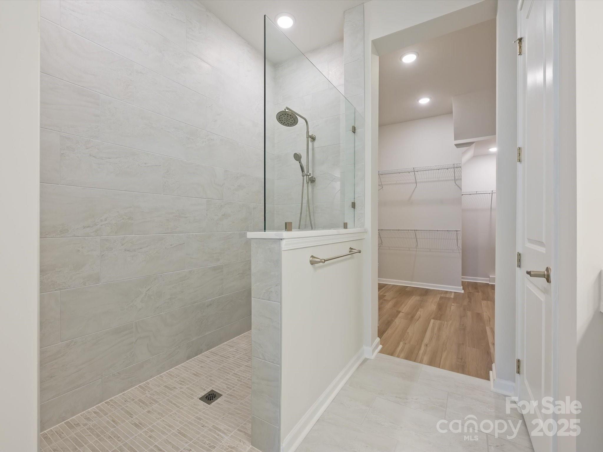 Encore At Streamside - Residential