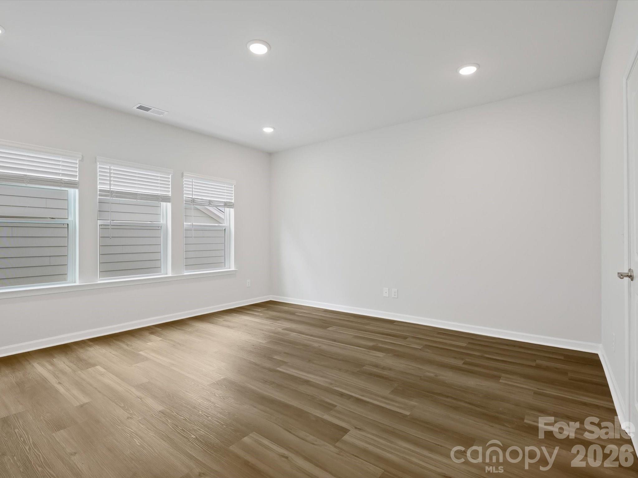 Encore At Streamside - Residential