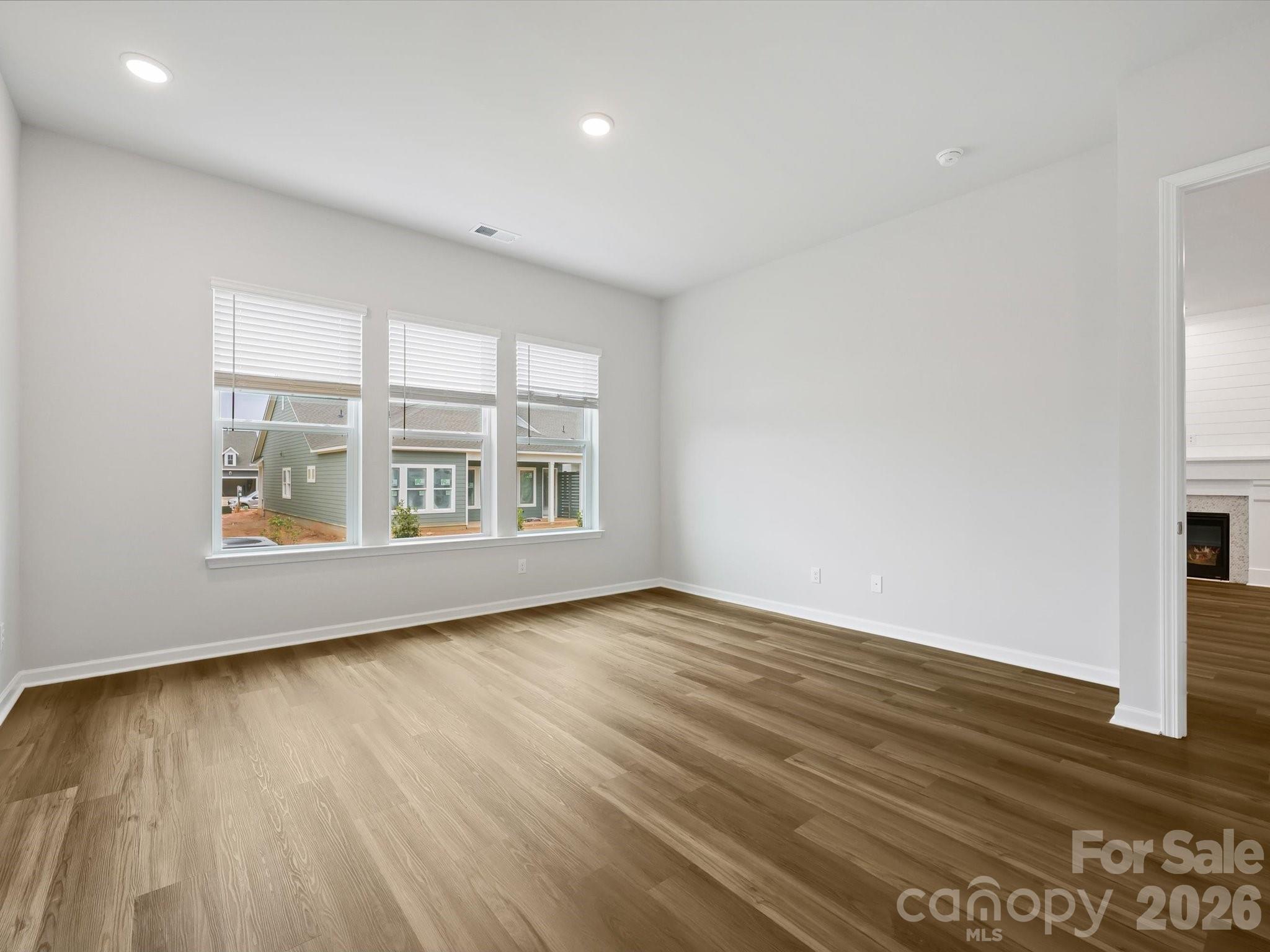 Encore At Streamside - Residential