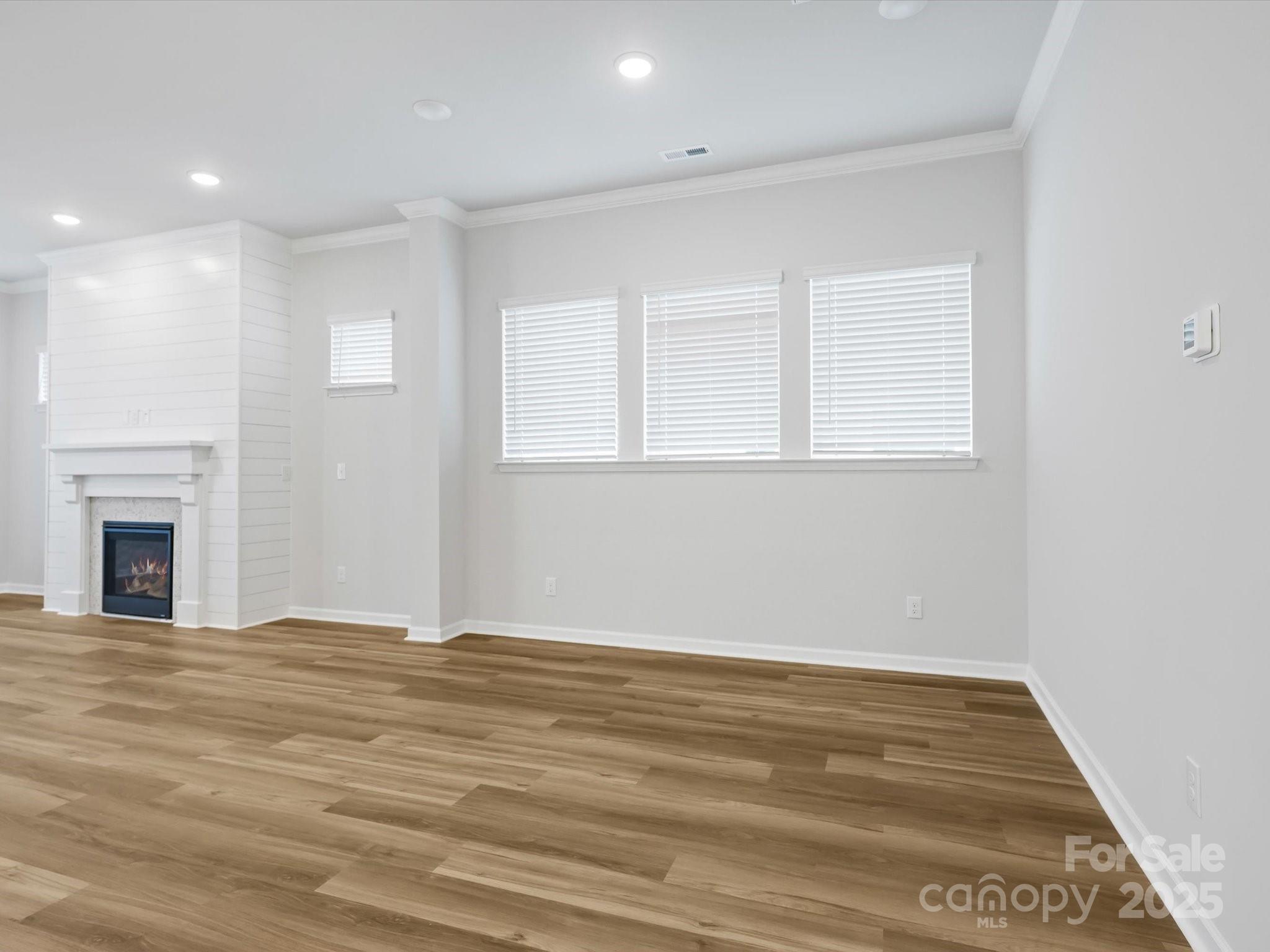 Encore At Streamside - Residential