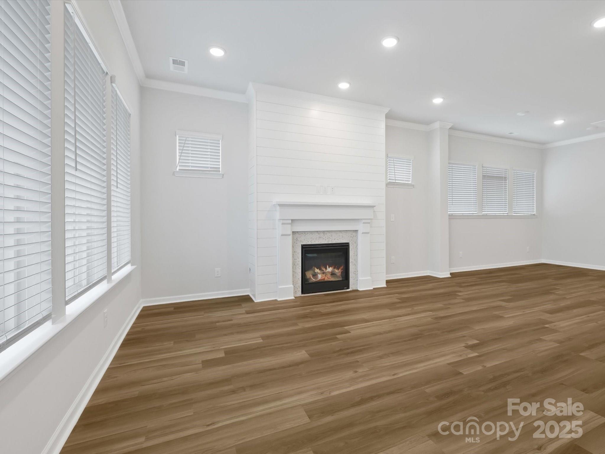 Encore At Streamside - Residential