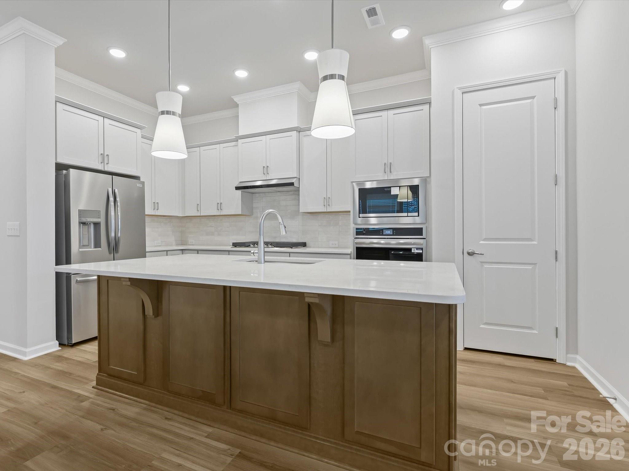 Encore At Streamside - Residential