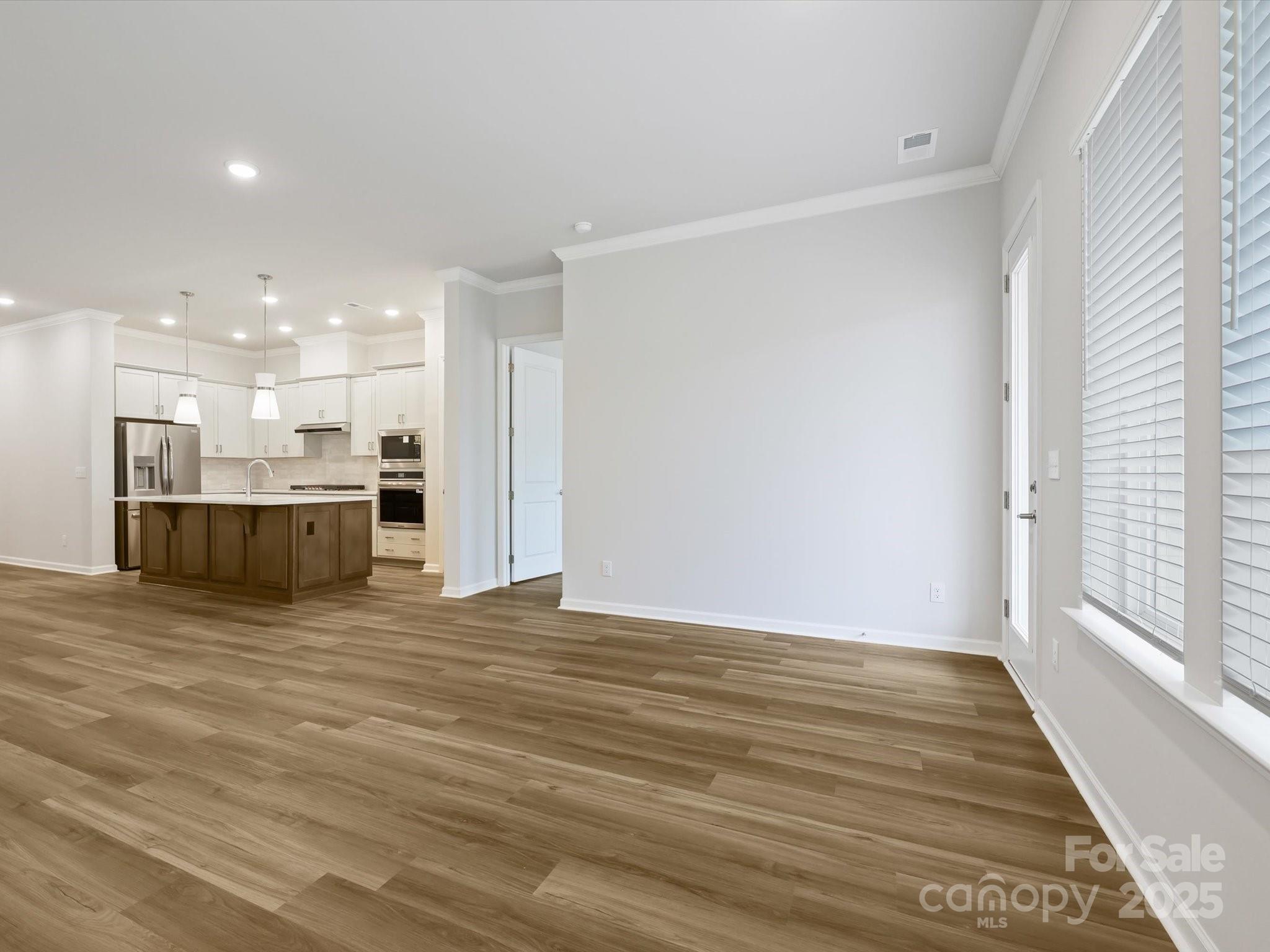 Encore At Streamside - Residential