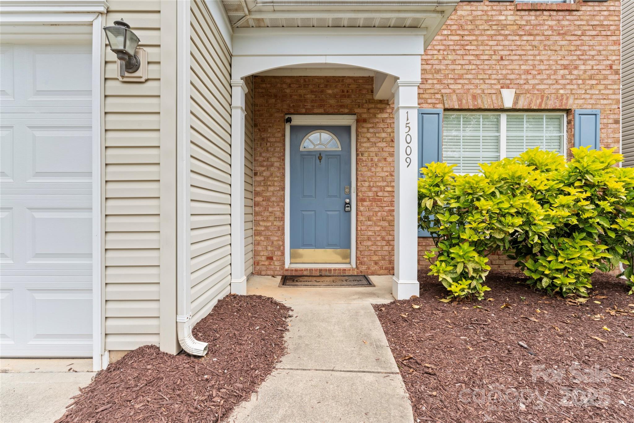 15009 Medlock Lane