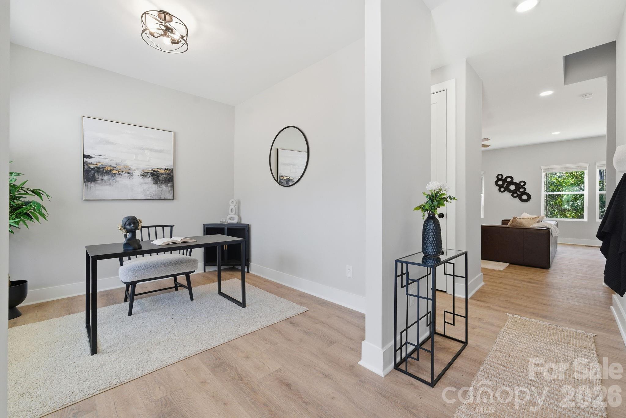 161 Shamrock Street NE