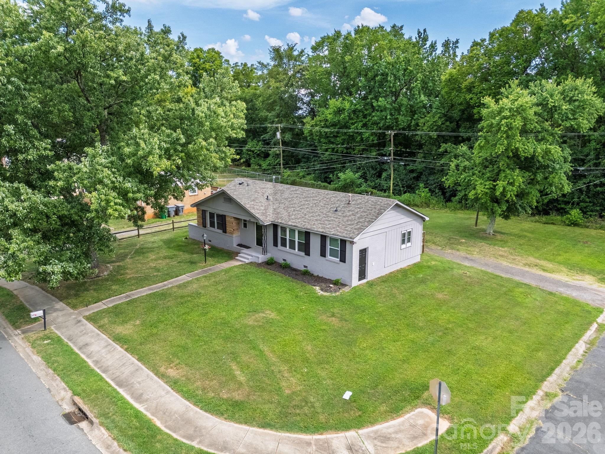 2917 Dalecrest Drive