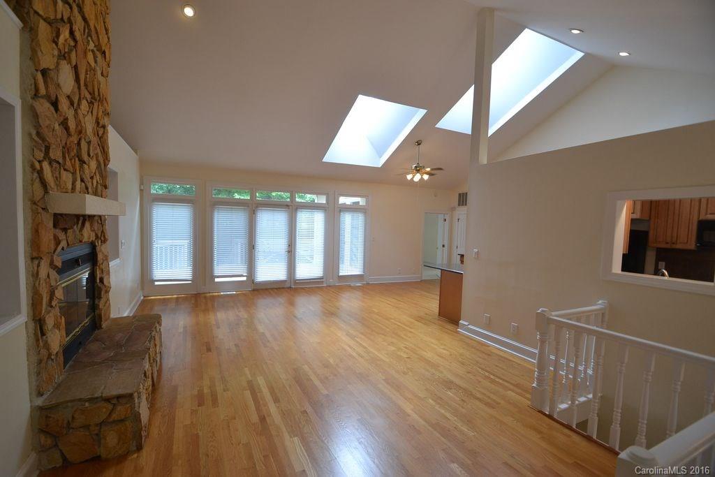 Piper Glen - Residential Lease