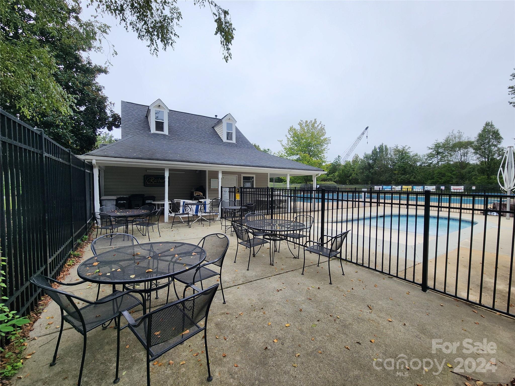 Raeburn - Residential