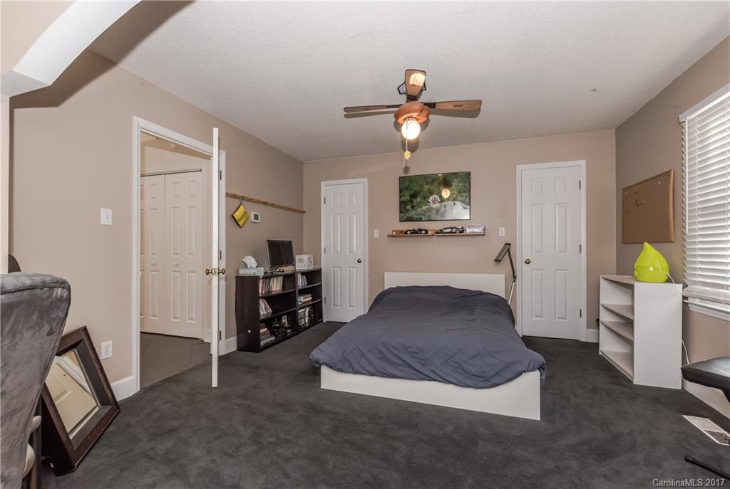 Harbor Oaks - Residential