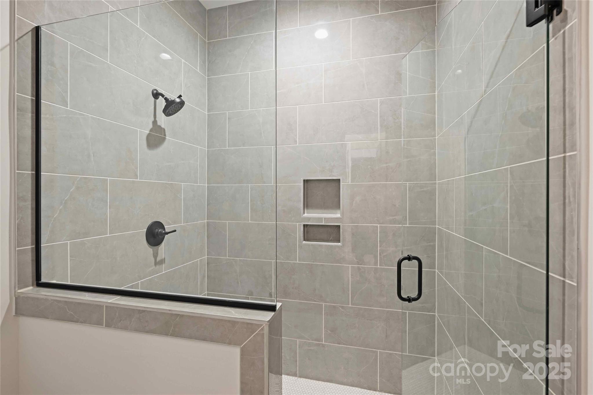 Chateau Sardis - Residential