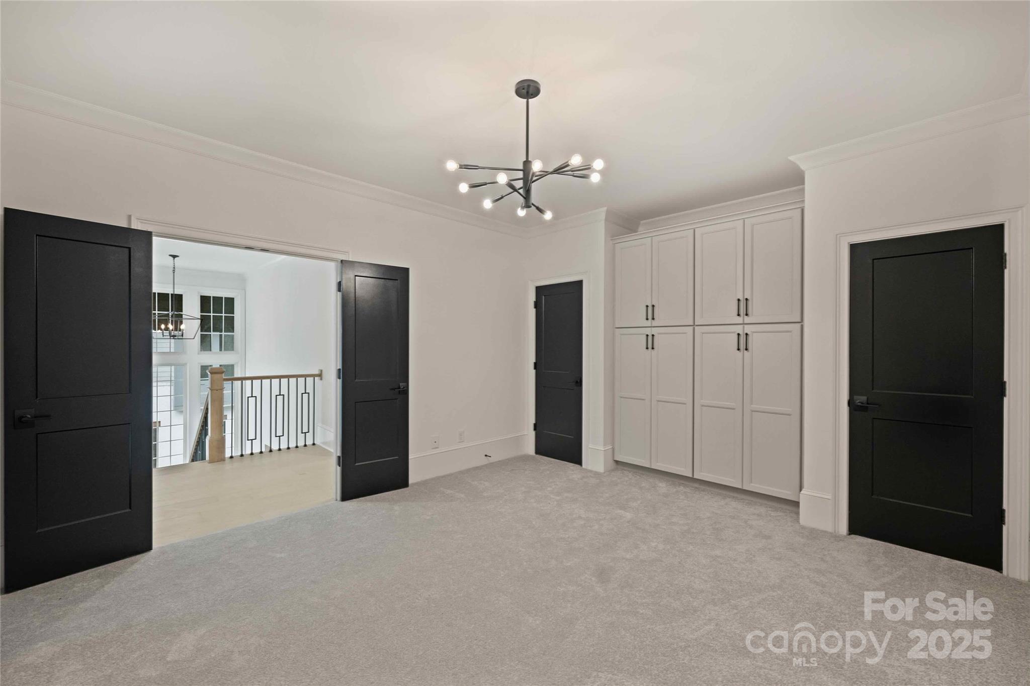 Chateau Sardis - Residential