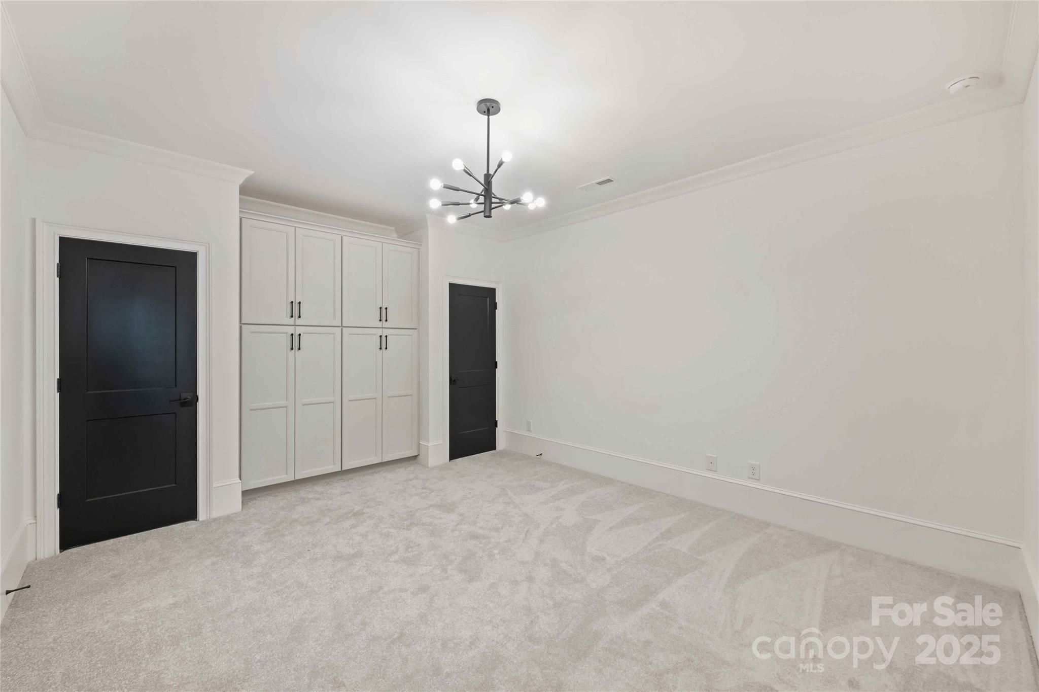 Chateau Sardis - Residential