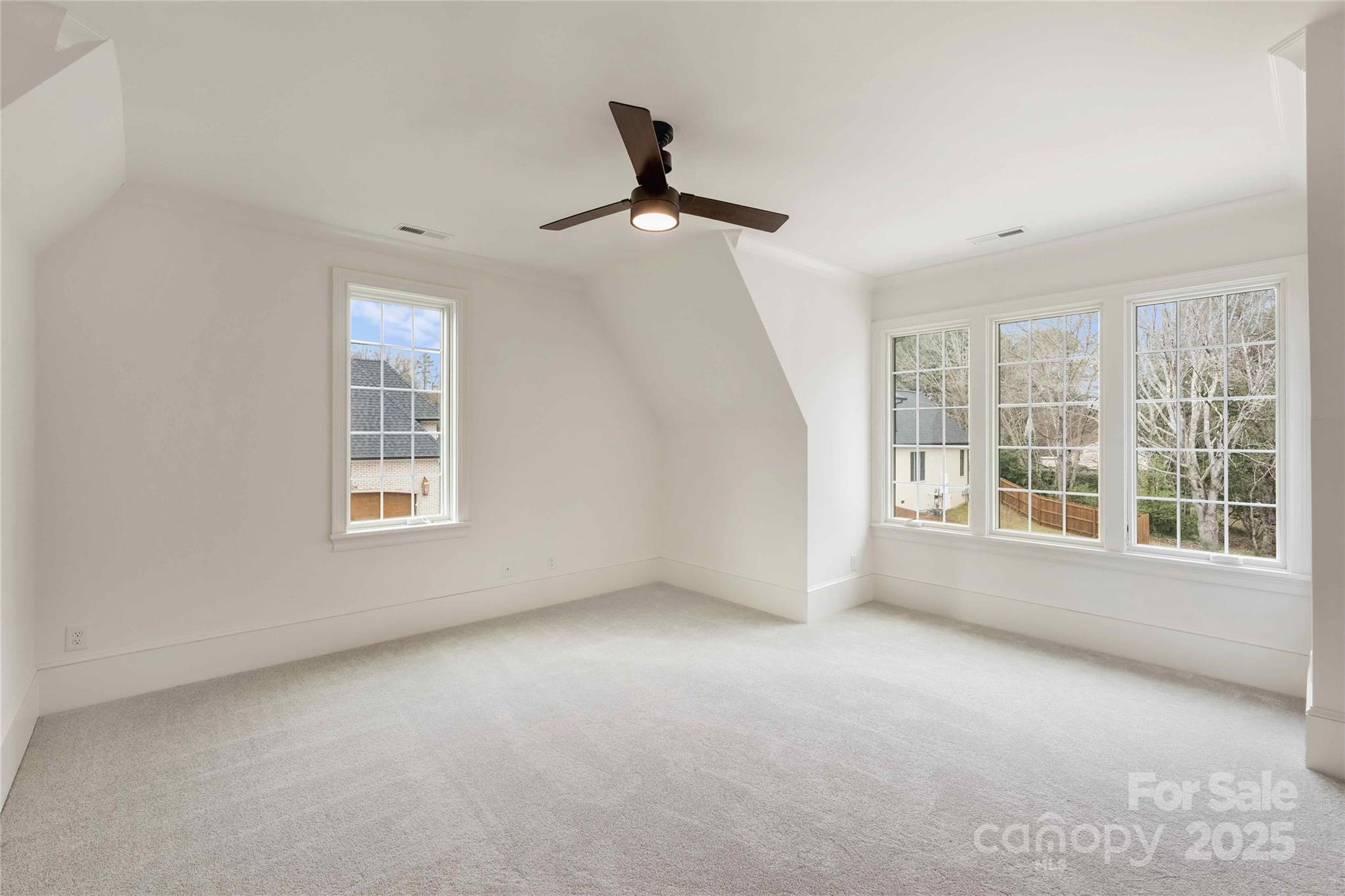 Chateau Sardis - Residential