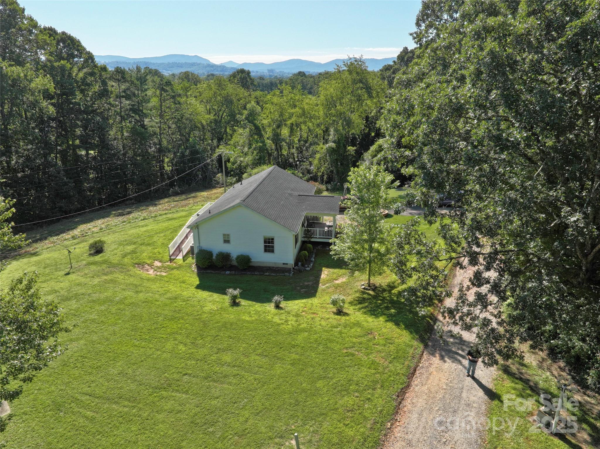 9 Sun Ridge Road