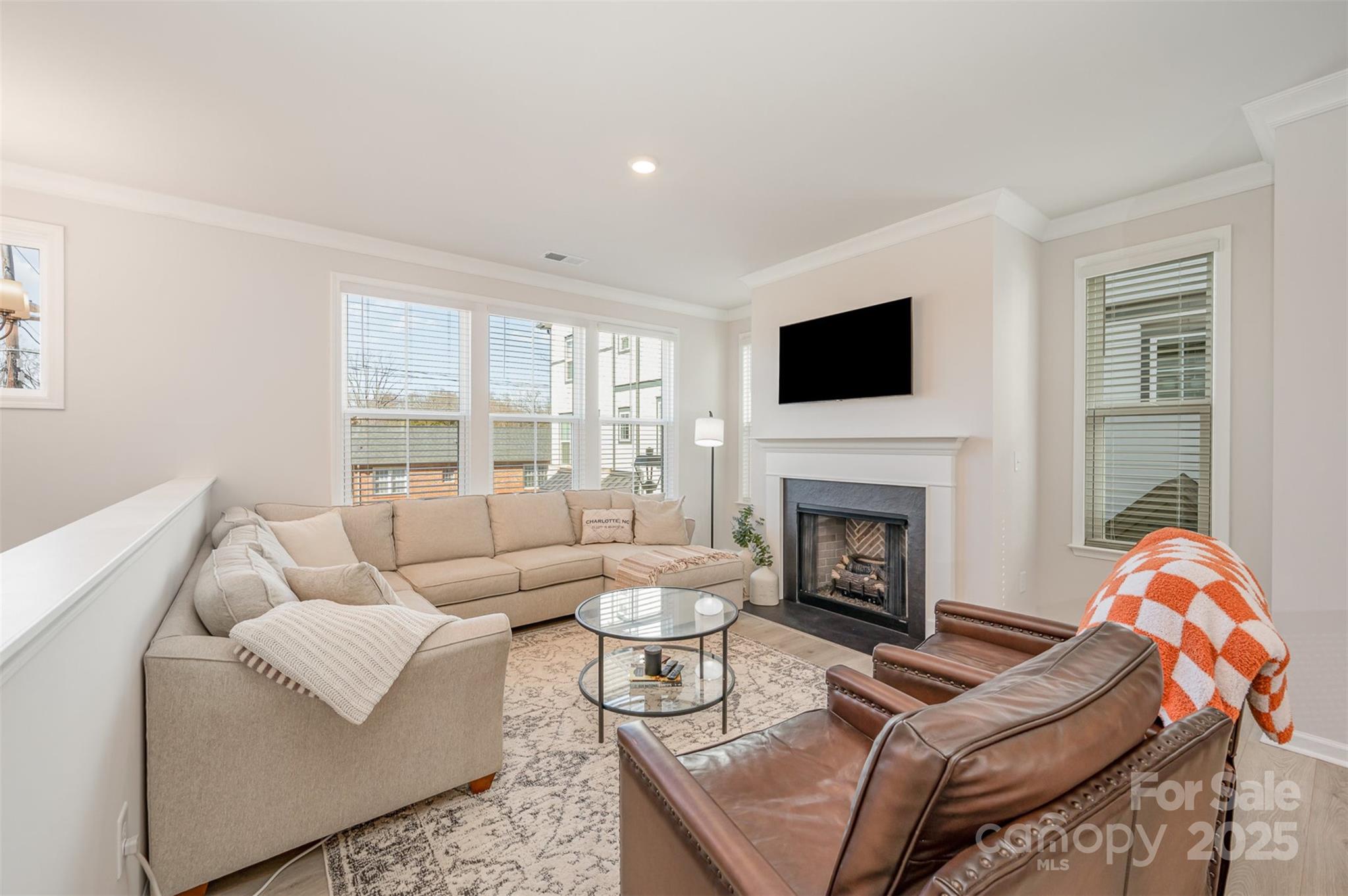 6027 Towering Oaks Drive