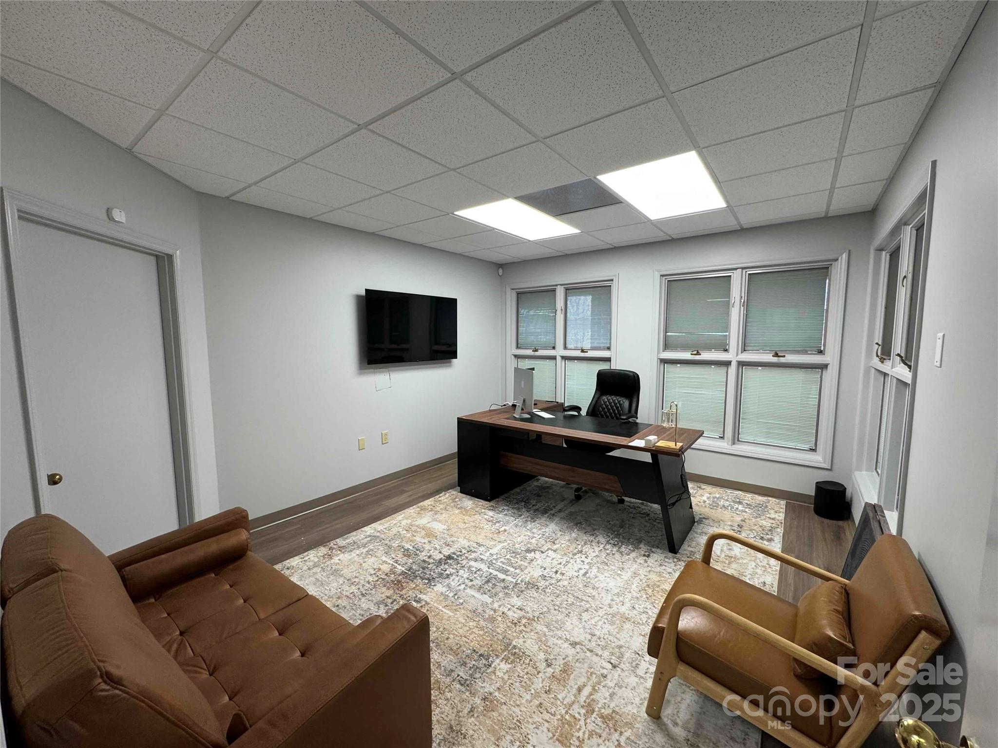 701 E Roosevelt Boulevard 200