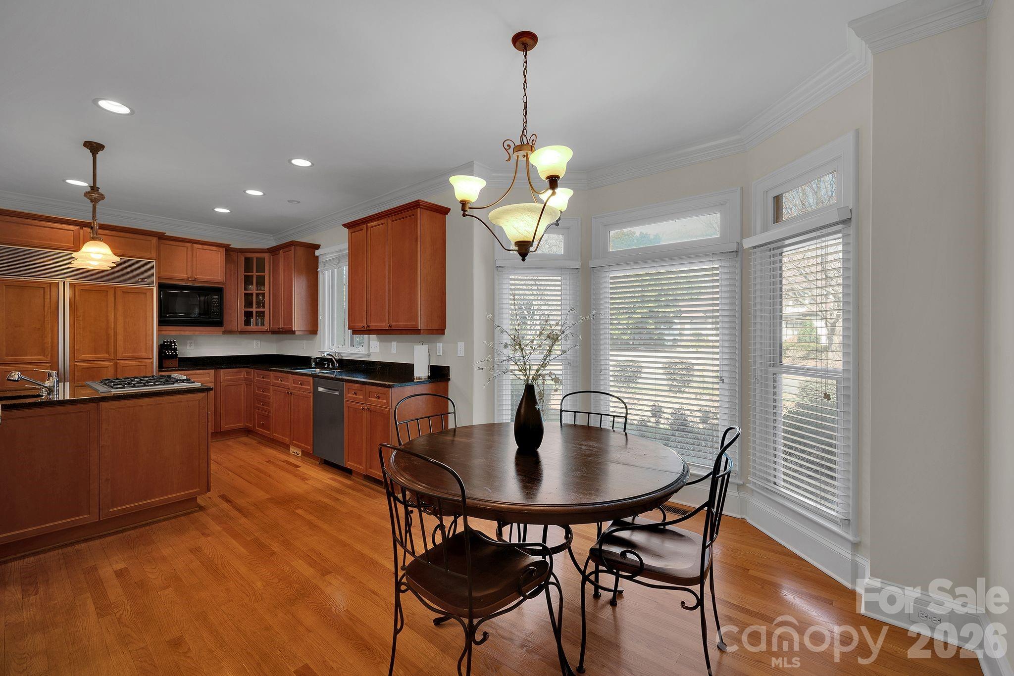 The Peninsula - Residential