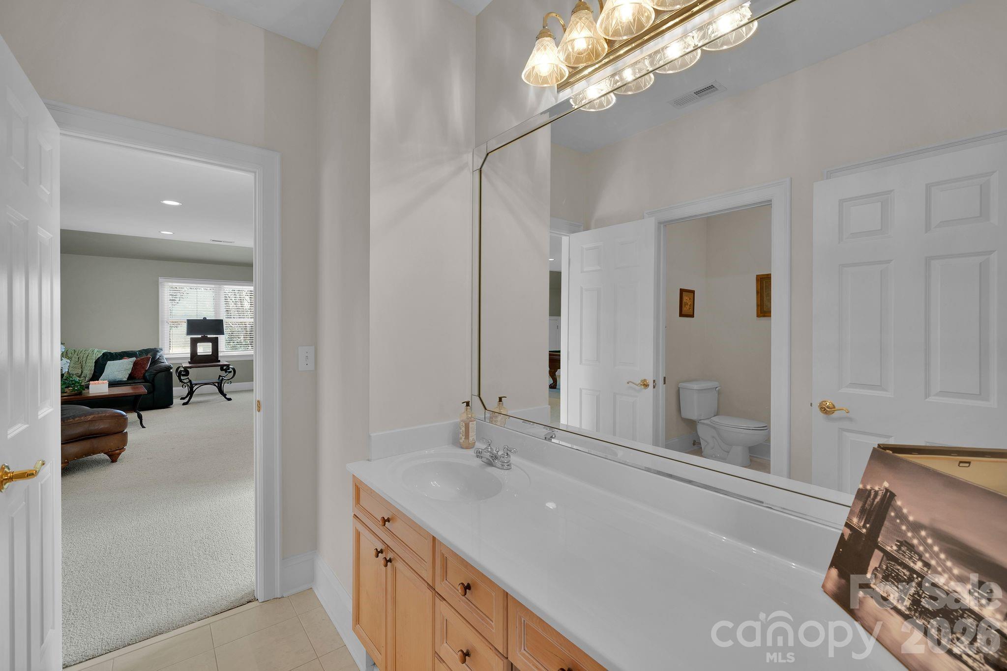 The Peninsula - Residential