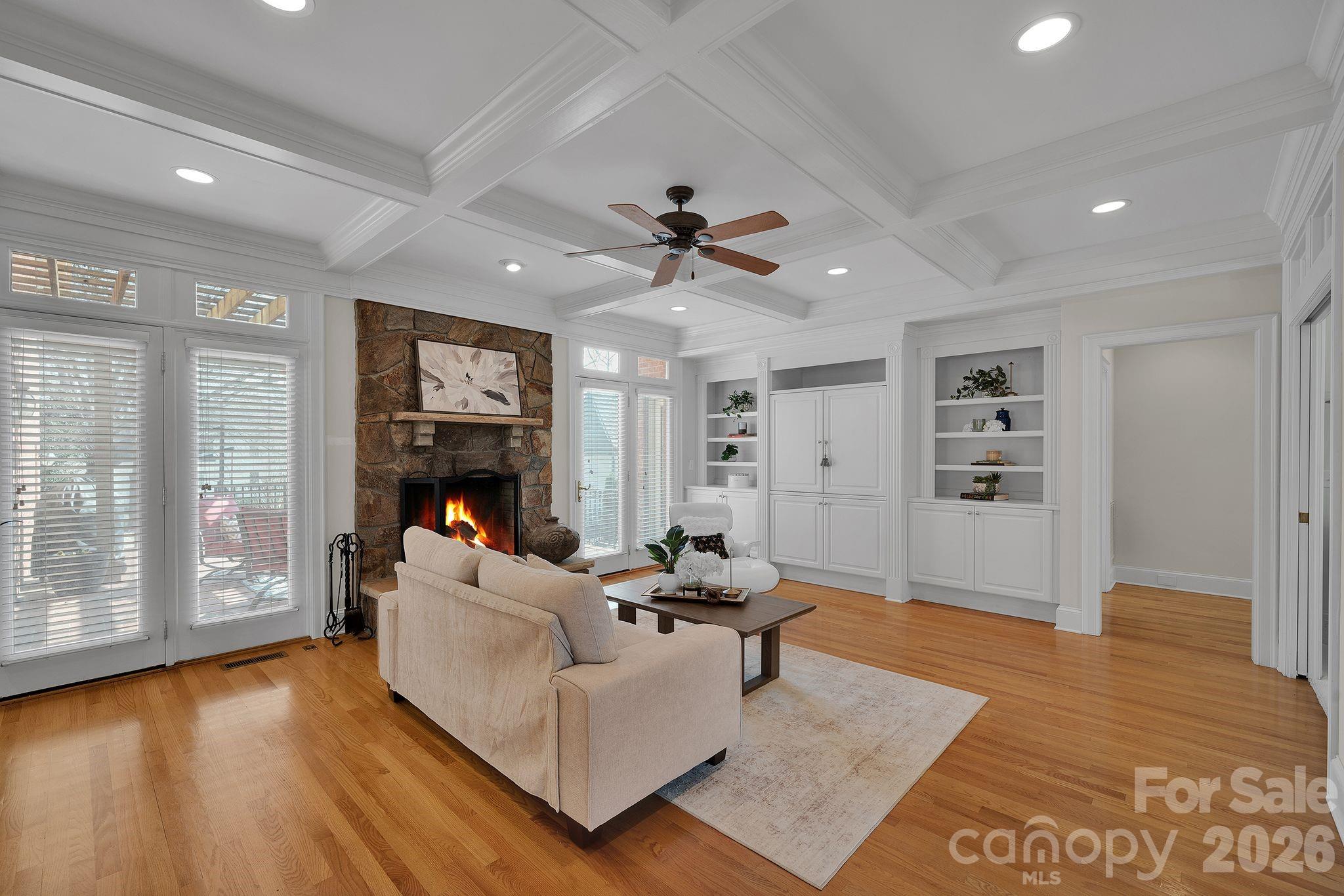 The Peninsula - Residential