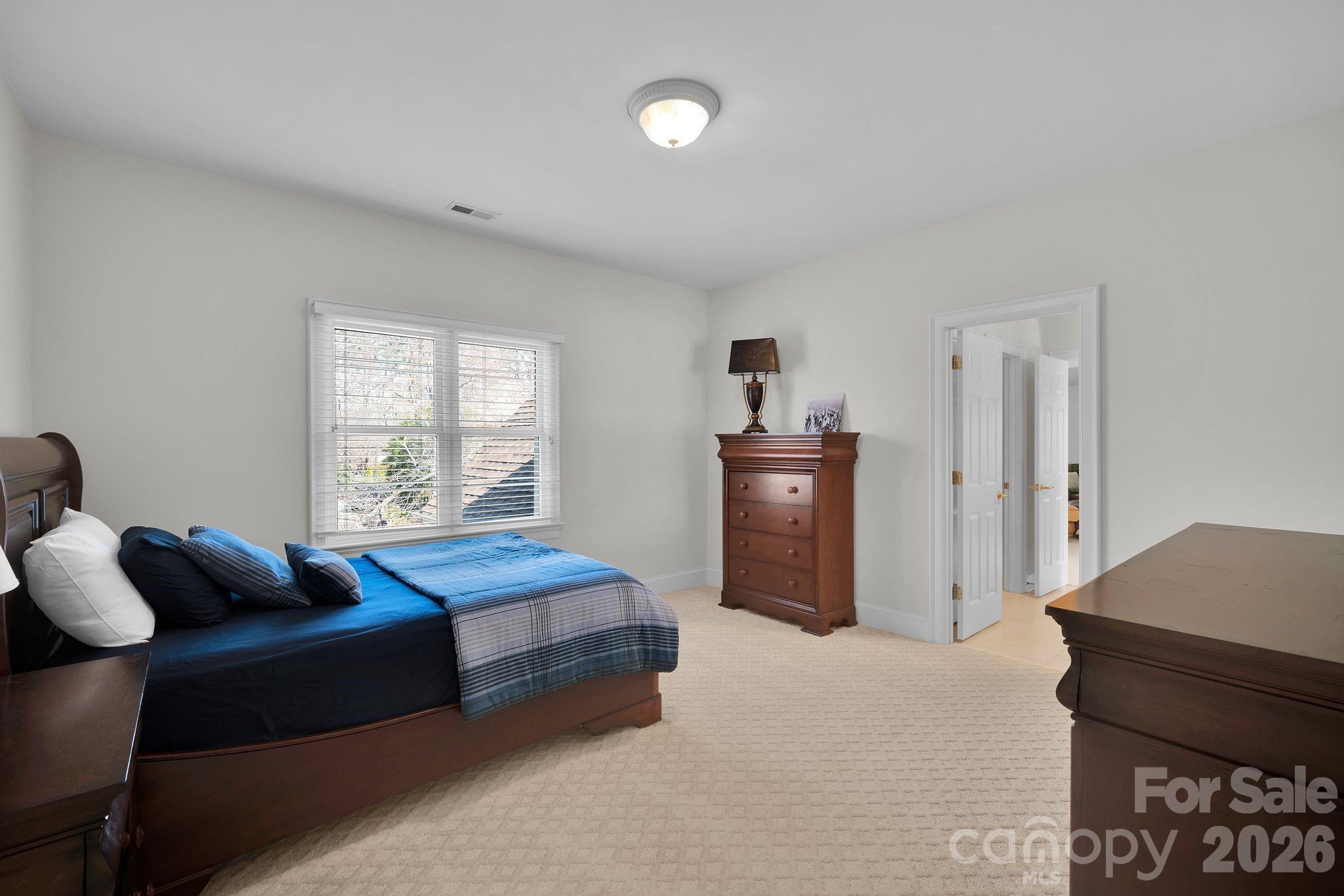 The Peninsula - Residential