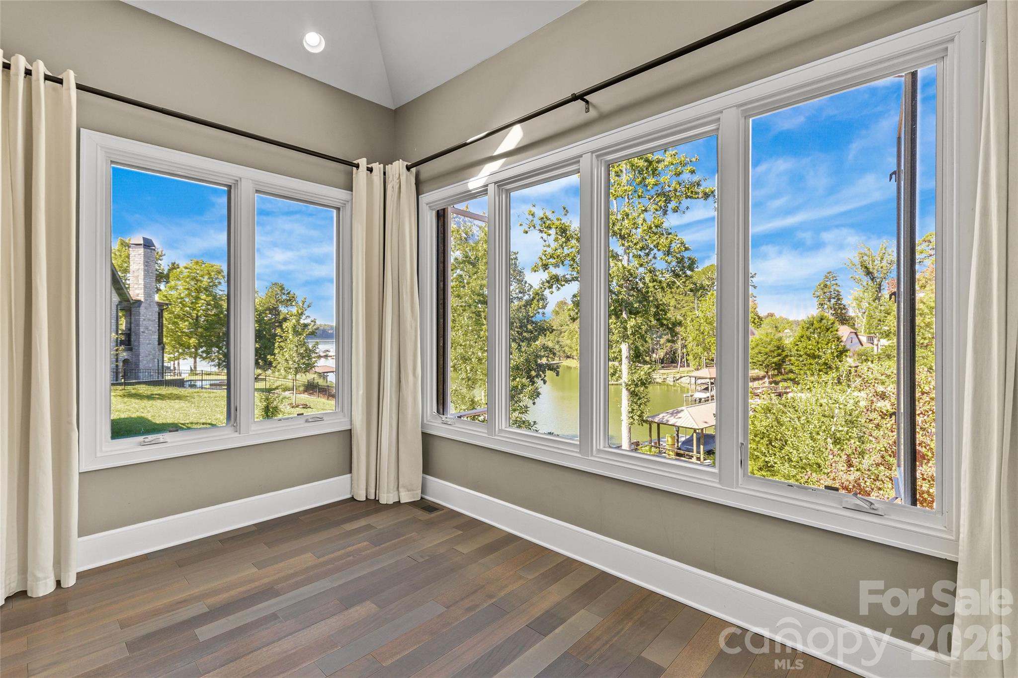 6032 Headlands Ct, Belmont, NC, 28012, USA, 5 Bedrooms Bedrooms, ,5 BathroomsBathrooms,Residential,Active,6032 Headlands Ct,4302643