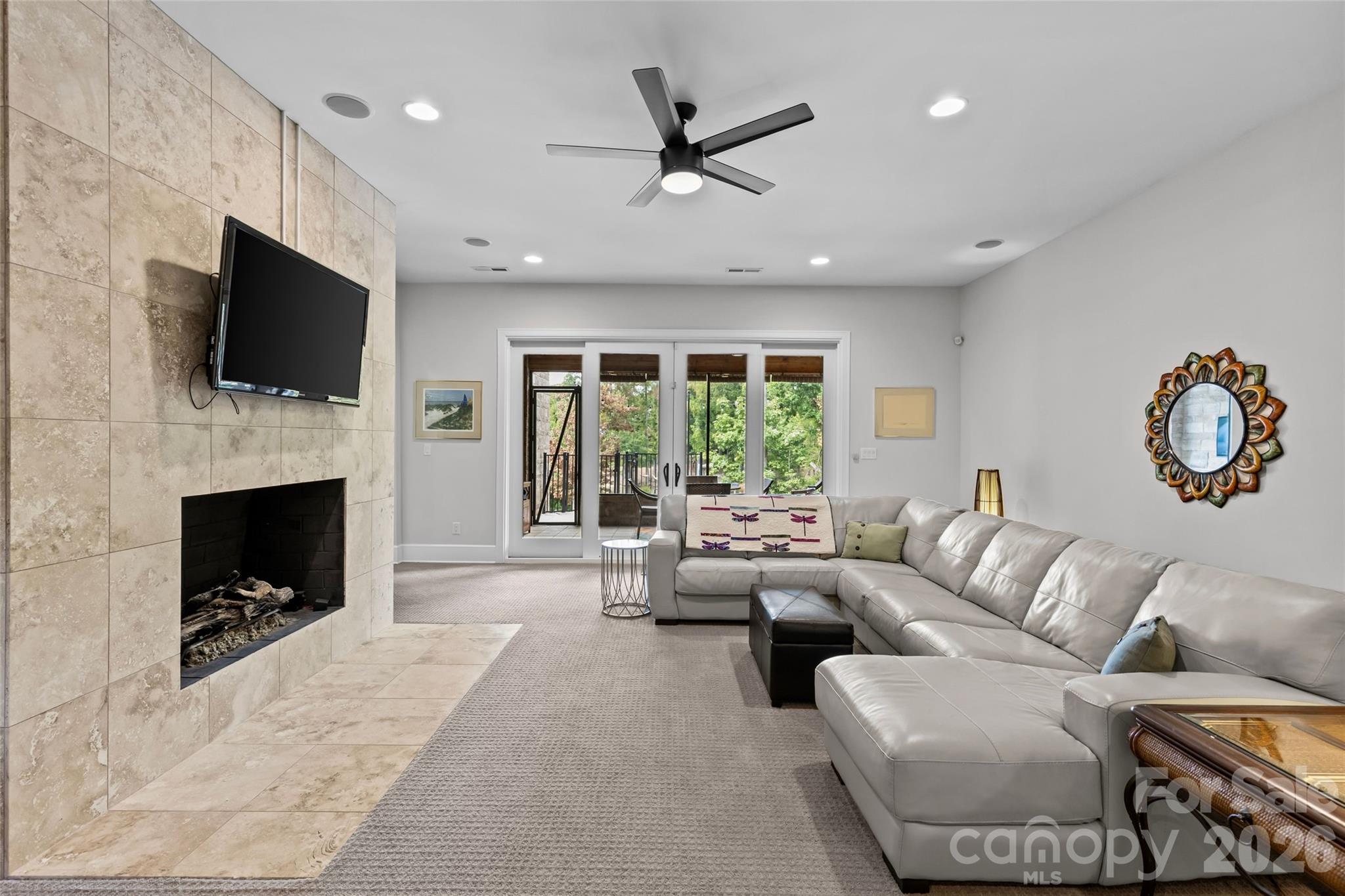 Reflection Pointe - Residential