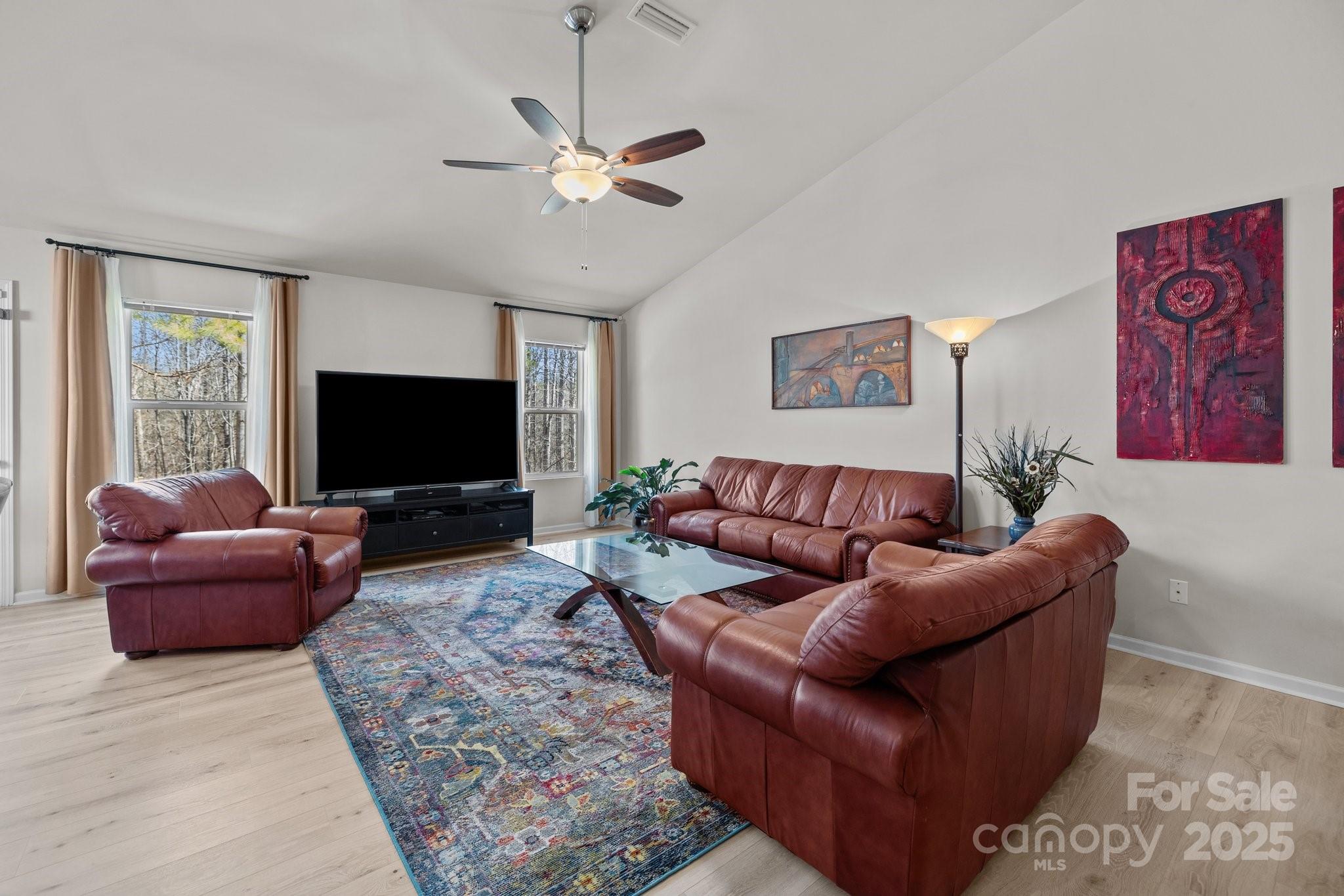 Kingstree - Residential