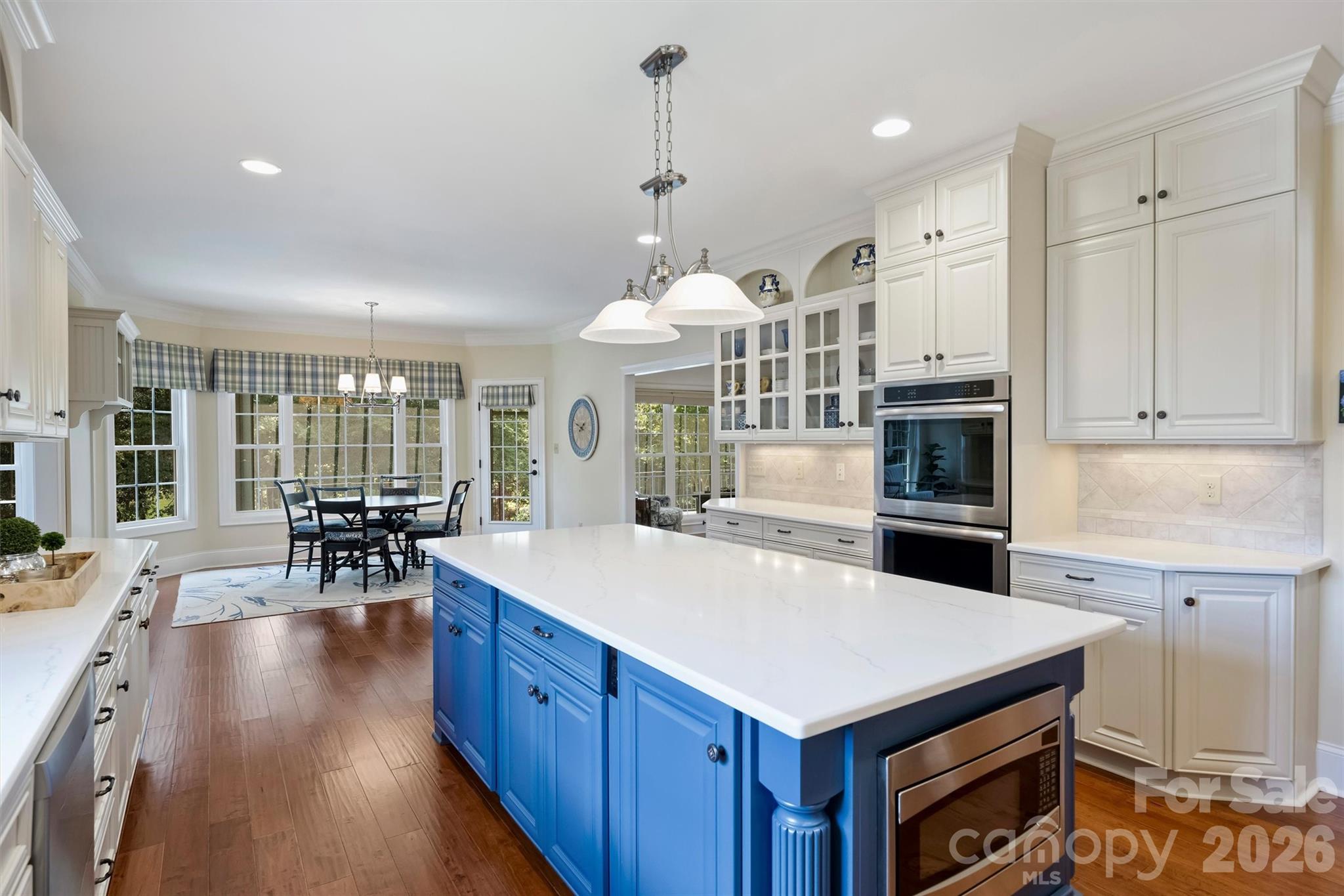 929 Wessington Manor Lane