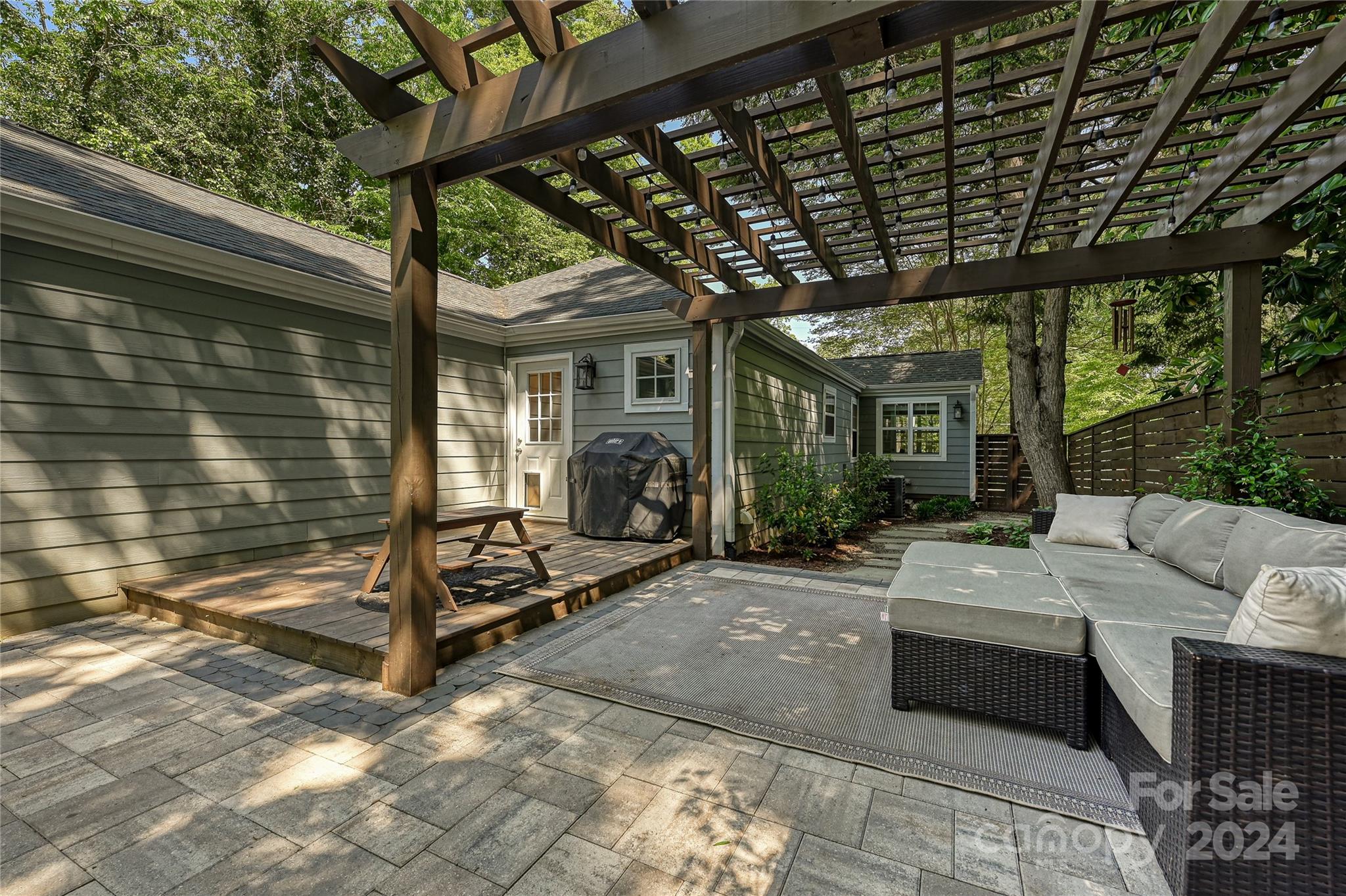 Oakhurst - Residential