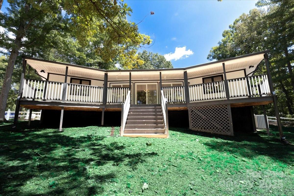 200 Lakeview Road
