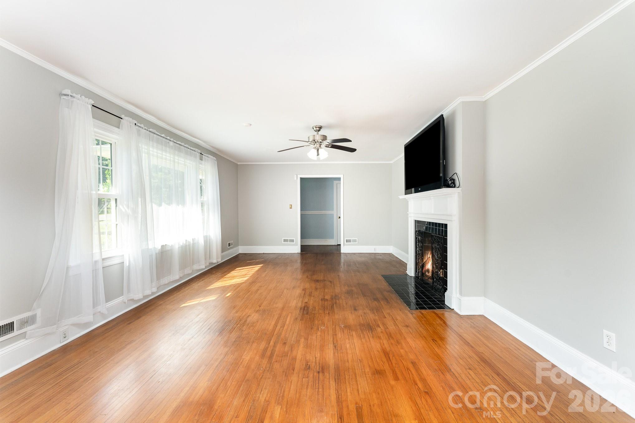 Roland Park - Residential