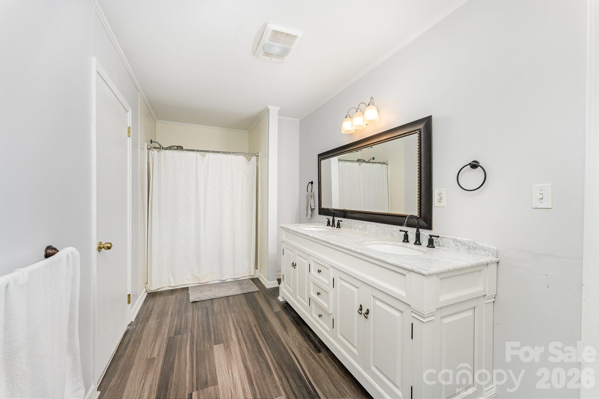 Roland Park - Residential