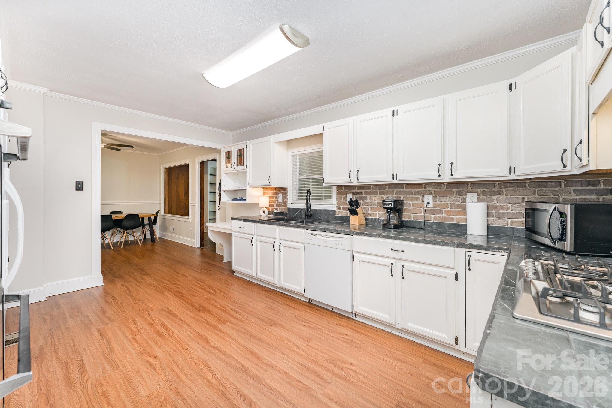 Roland Park - Residential