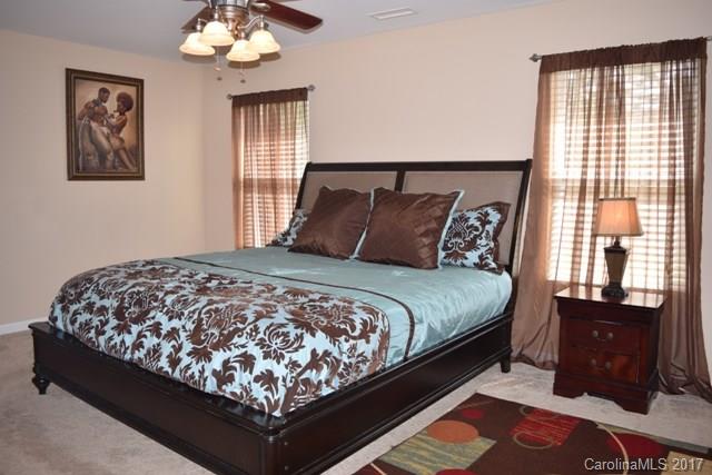 Oaks At Clover - Residential